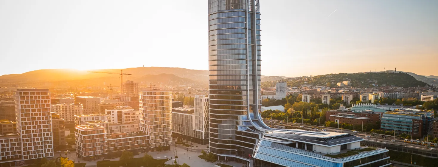 BudaPart After Hours: 3 Spots for that Perfect Sunset Shot
