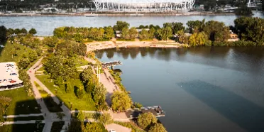 LÁGYMÁNYOS BAY WITH PIERS